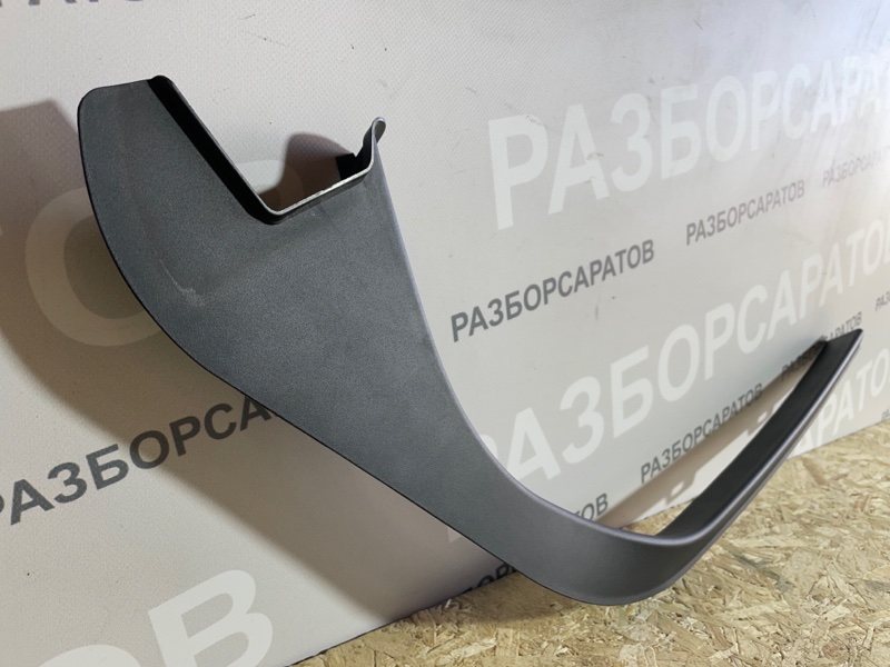 Накладка двери Ford Focus III 2018 рест. седан