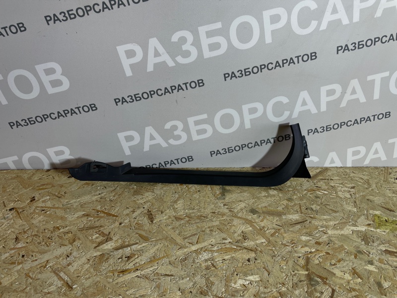 Накладка двери Ford Focus III 2018 рест. седан