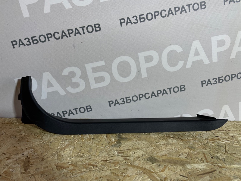Накладка двери Ford Focus III 2018 рест. седан