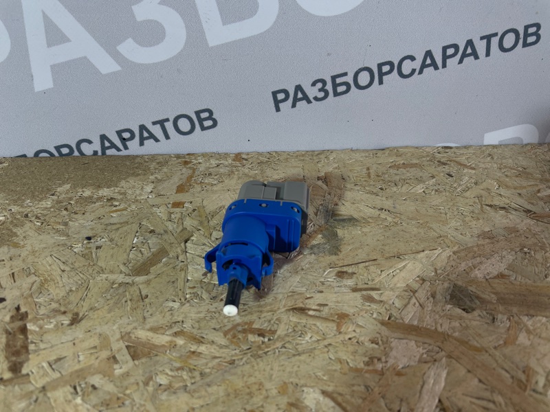 Датчик включения стоп сигнала Ford Focus III 2018 рест. седан