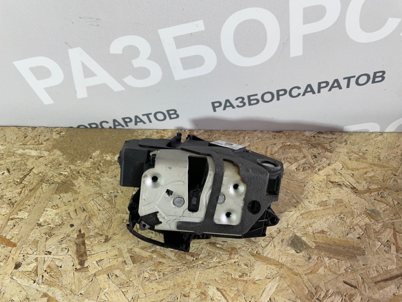 Замок двери Ford Focus III 2018 рест. седан
