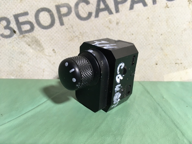 Переключатель регулировки зеркала Suzuki Swift 2010