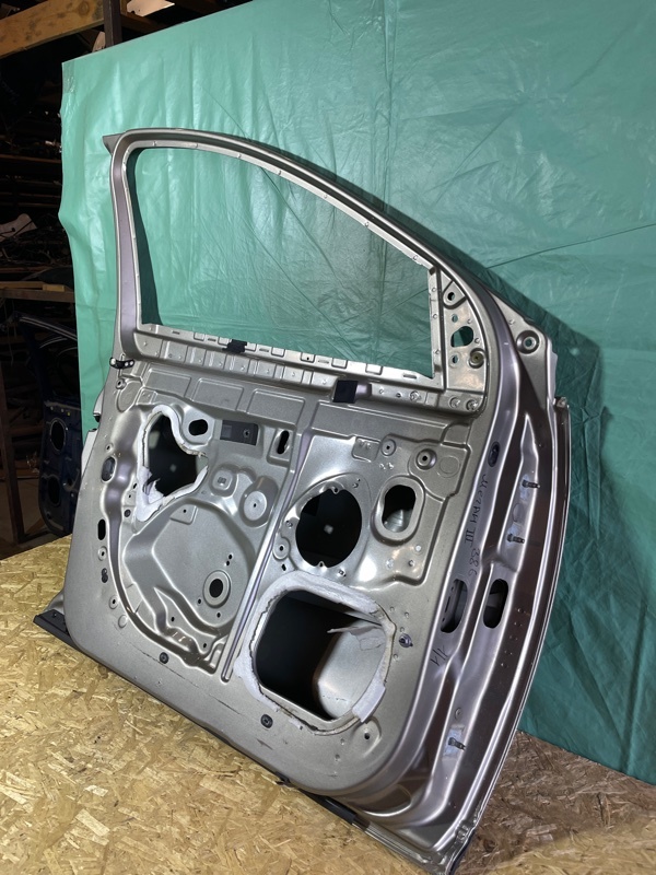 Дверь Renault Megan III 2012 хэтчбек