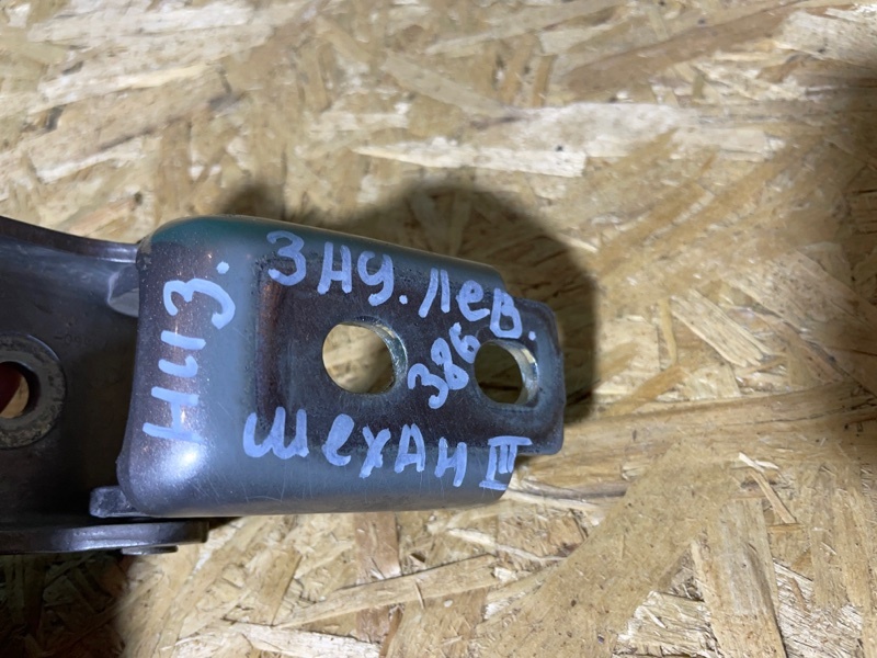 Петля двери нижняя Renault Megan III 2012 хэтчбек