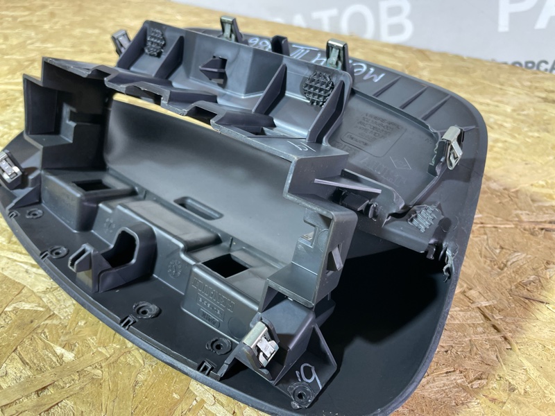 Накладка на дисплей Renault Megan III 2012 хэтчбек