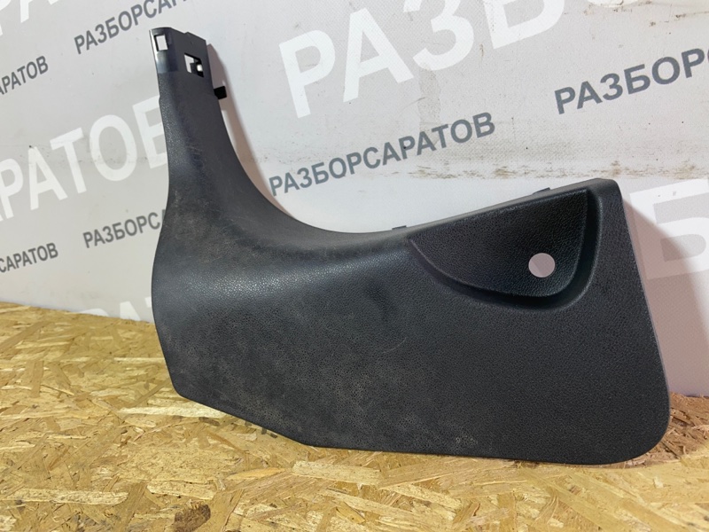 Обшивка порога Renault Megan III 2012 хэтчбек