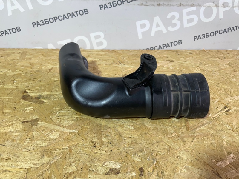 Патрубок воздушного фильтра Renault Megan III 2012 хэтчбек