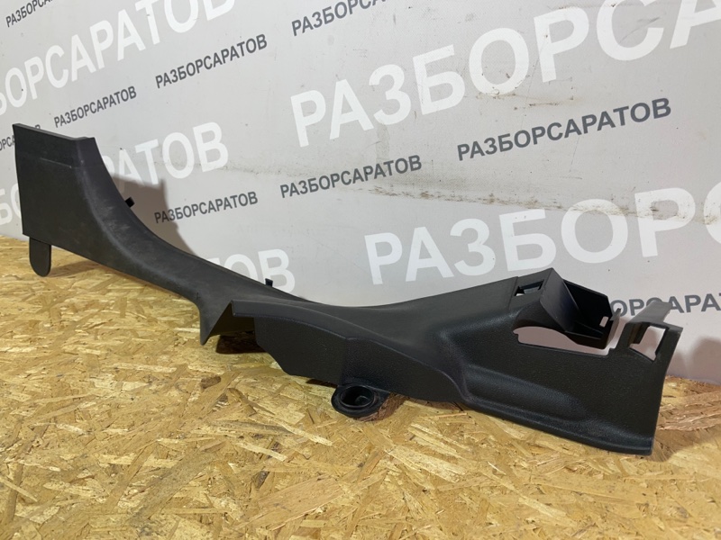 Накладка порога внутренняя Renault Megan III 2012 хэтчбек