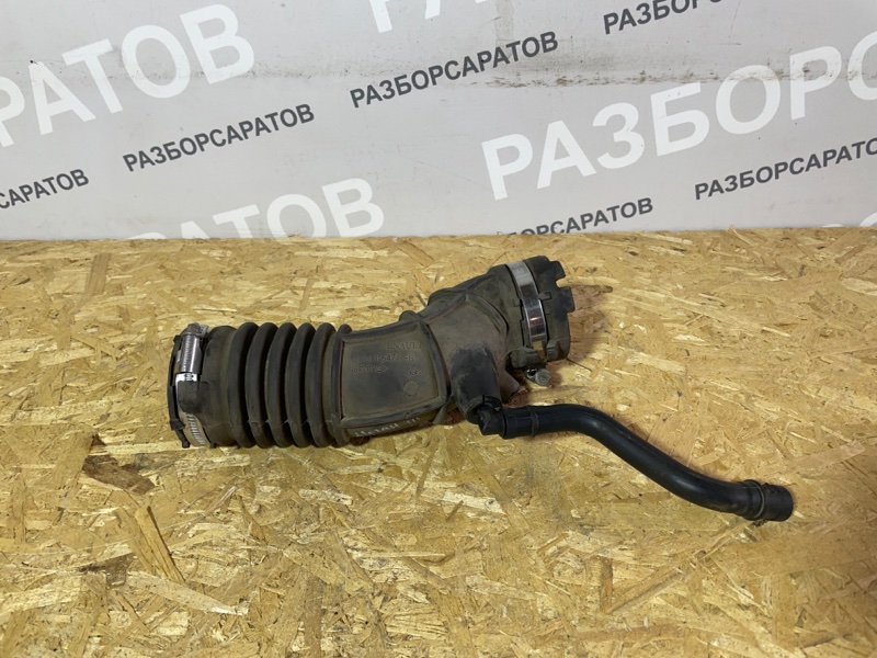 Патрубок корпуса воздушного фильтра Renault Megan III 2012 хэтчбек