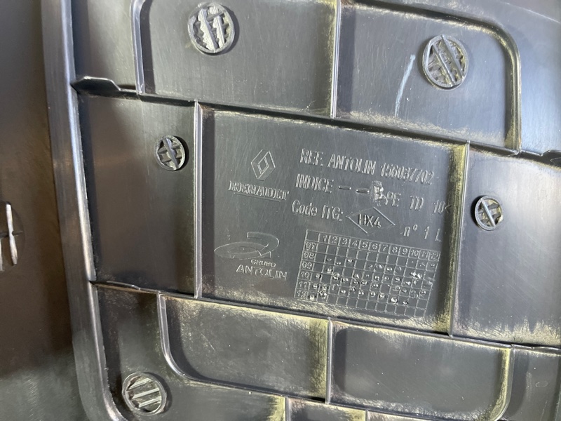 Обшивка крышки багажника Renault Megan III 2012 хэтчбек