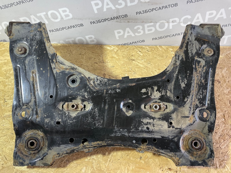 Подрамник Renault Megan III 2012 хэтчбек