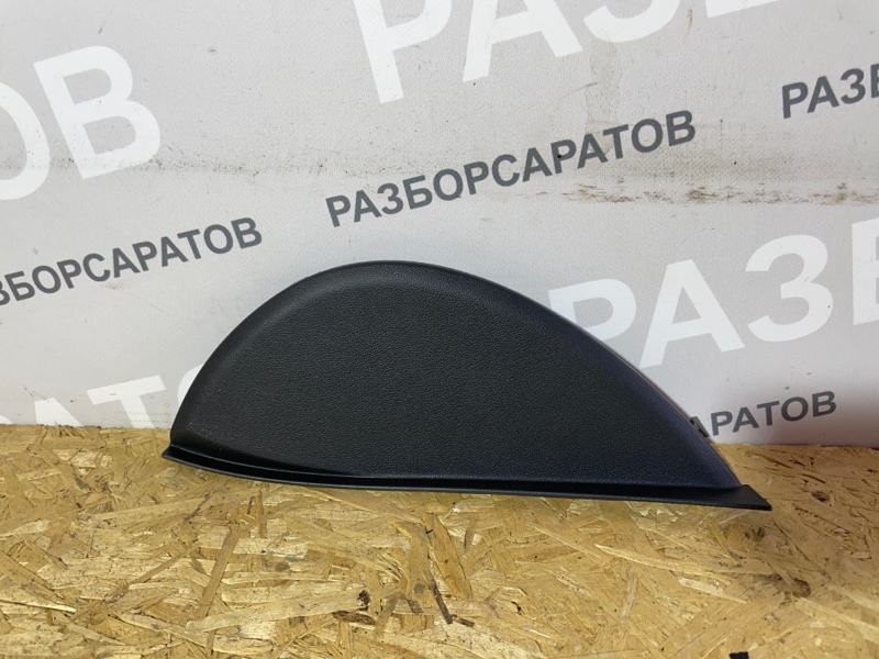 Накладка торпедо Renault Megan III 2012 хэтчбек
