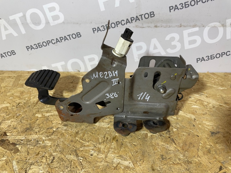 Педаль тормоза Renault Megan III 2012 хэтчбек