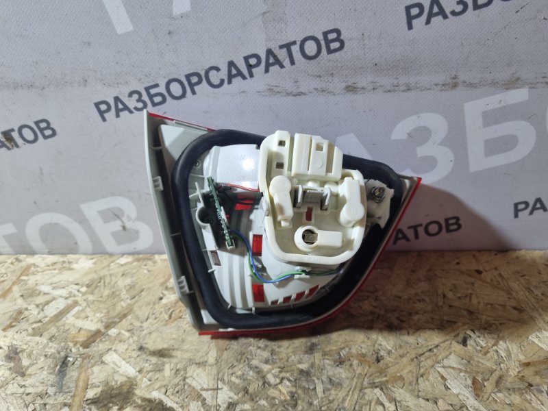 Фонарь крышки багажника BMW 3 E90 2011 седан