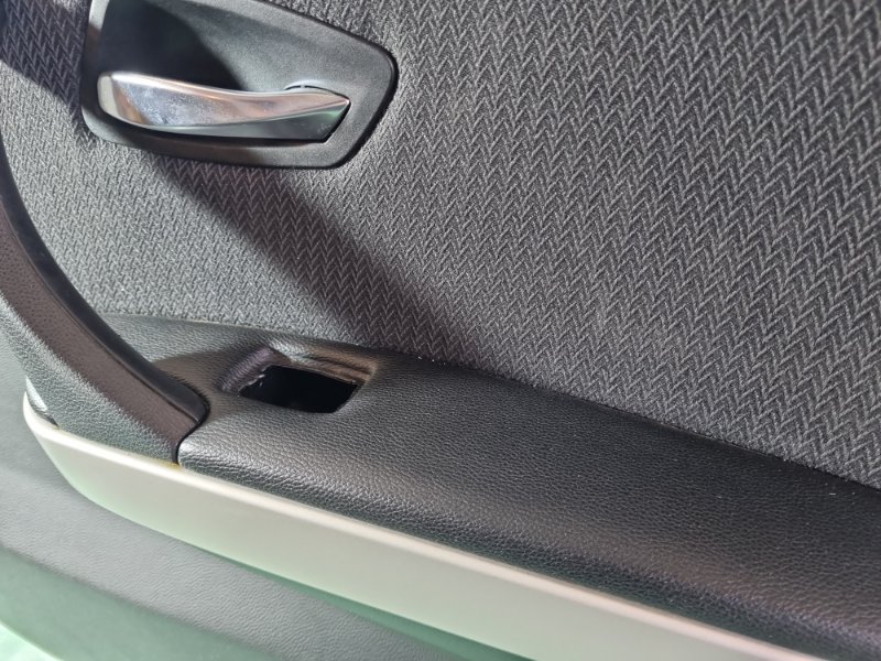 Обшивка двери BMW 3 E90 2011 седан