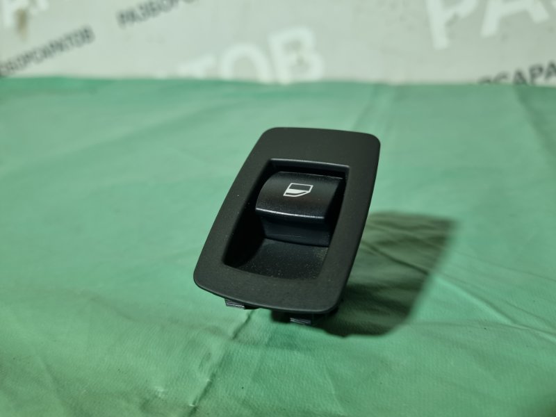 Кнопка стеклоподъемника BMW 3 E90 2011 седан
