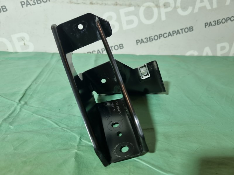 Кронштейн замка капота BMW 3 E90 2011 седан