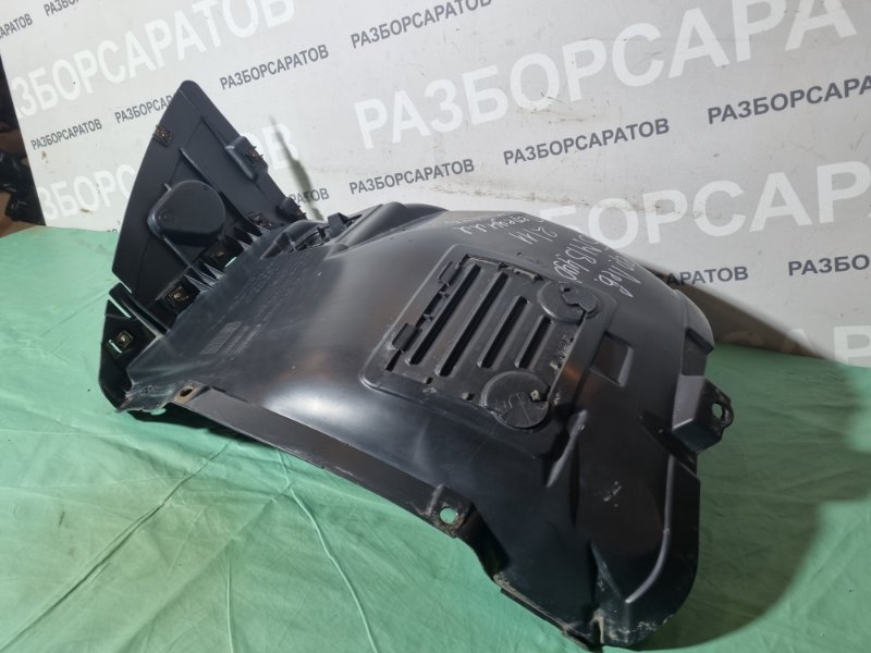 Подкрылок BMW 3 E90 2011 седан