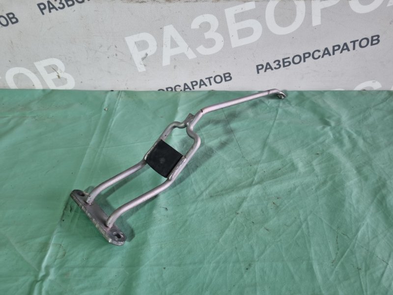 Кронштейн замка капота BMW 3 E90 2011 седан