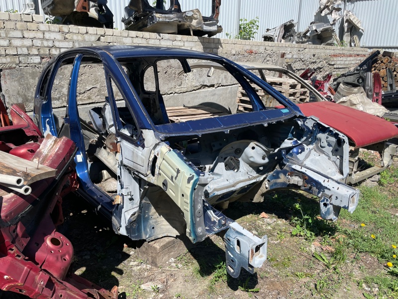 Четверть Opel Meriva A 2007