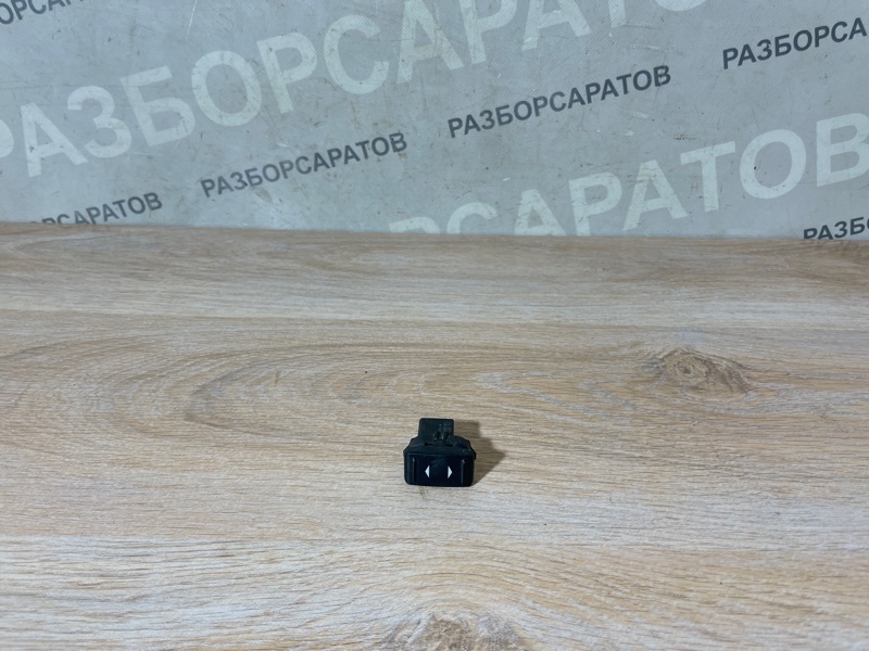 Кнопка стеклоподъемника Ford Focus 2007 хэтчбек