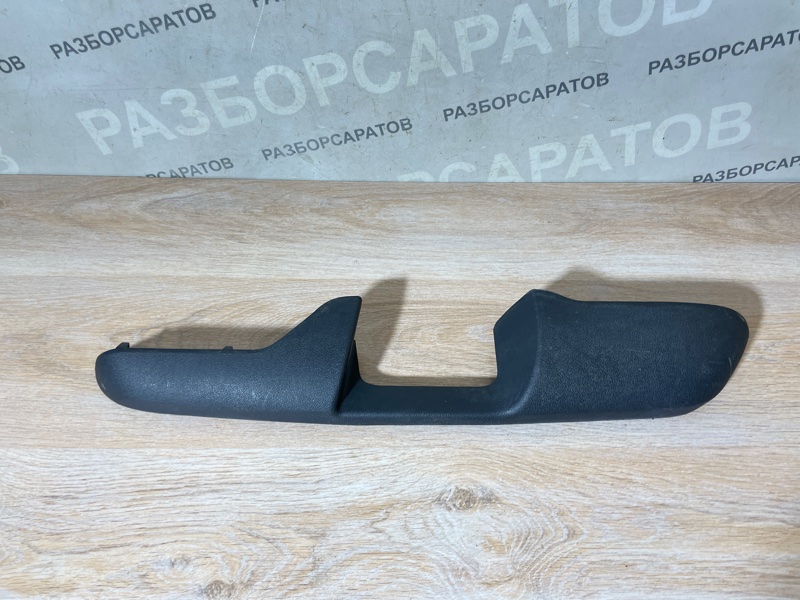 Накладка двери Ford Focus 2007 хэтчбек