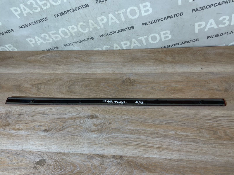 Молдинг двери Ford Focus 2007 хэтчбек