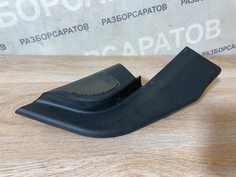Накладка двери Ford Focus 2007 хэтчбек