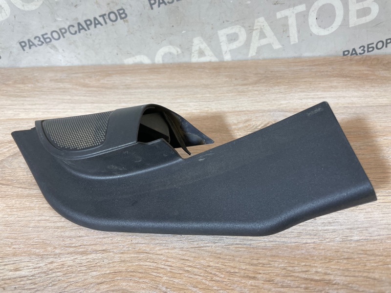 Накладка двери Ford Focus 2007 хэтчбек