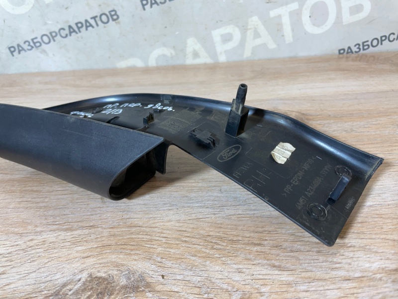 Накладка двери Ford Focus 2007 хэтчбек