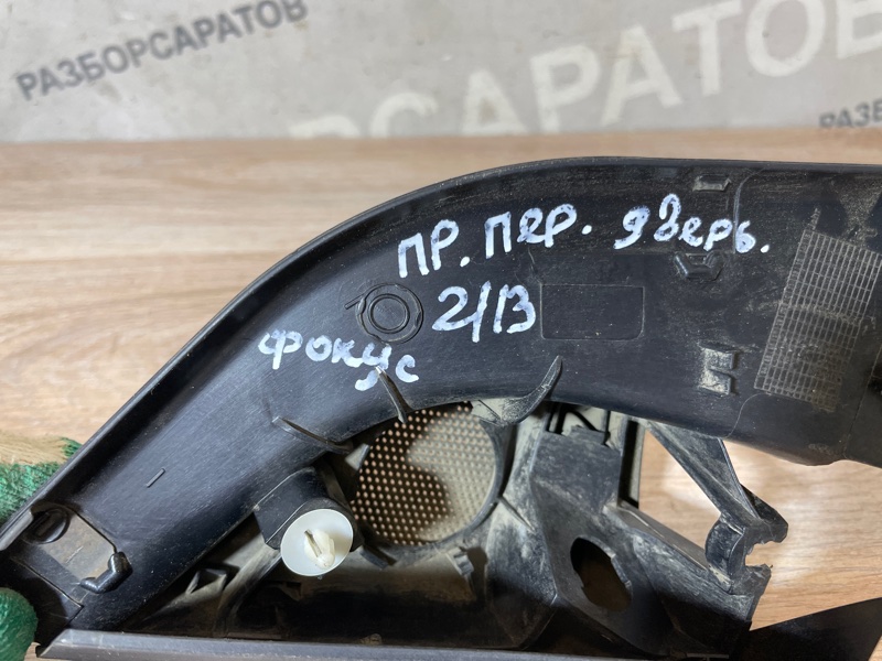 Накладка двери Ford Focus 2007 хэтчбек