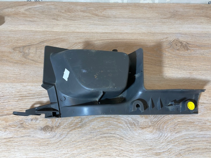 Накладка порога (внутренняя) Ford Focus 2007 хэтчбек