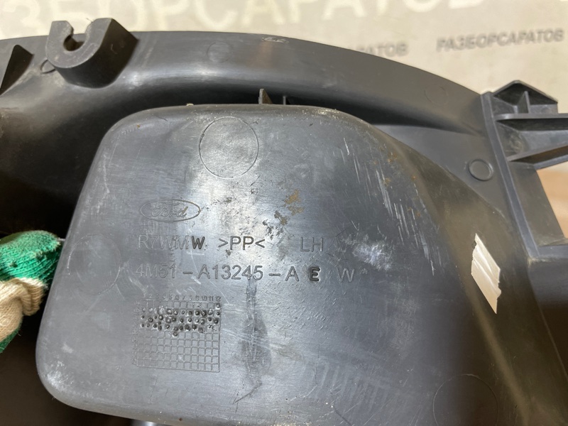 Накладка порога (внутренняя) Ford Focus 2007 хэтчбек