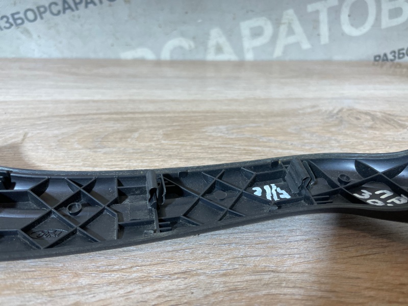 Накладка ручки двери Ford Focus 2007 хэтчбек