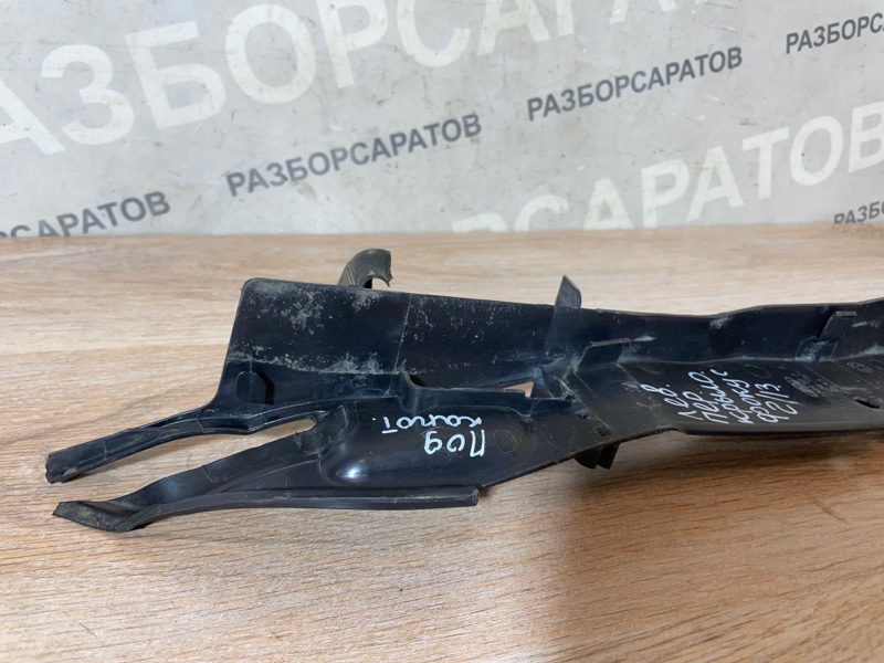 Накладка крыла Ford Focus 2007 хэтчбек