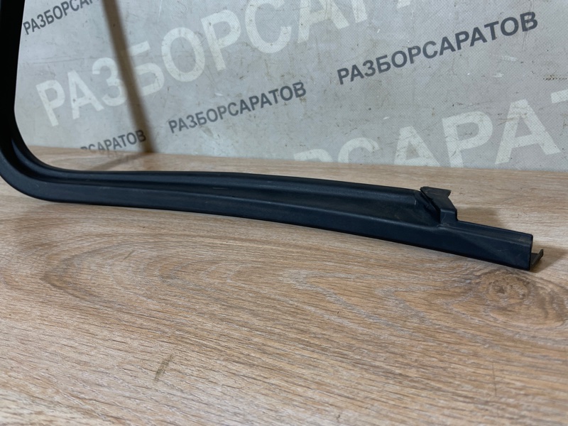Накладка рамки двери Ford Focus 2007 хэтчбек