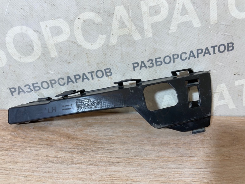 КРОНШТЕЙН КРЕПЛЕНИЯ БАМПЕРА Ford Focus 2007 хэтчбек