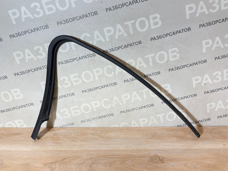 Накладка рамки двери Ford Focus 2007 хэтчбек