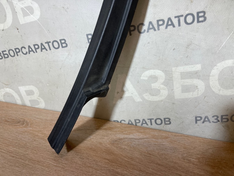 Накладка рамки двери Ford Focus 2007 хэтчбек