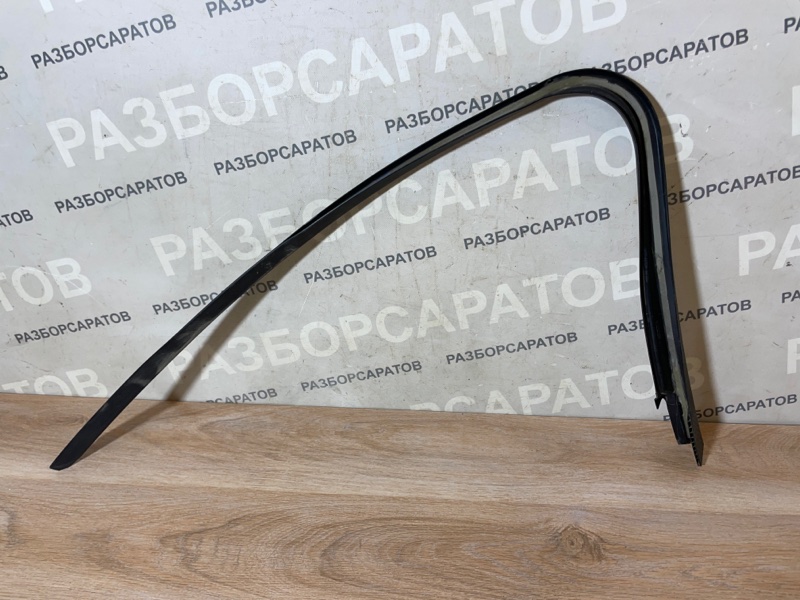 Накладка рамки двери Ford Focus 2007 хэтчбек