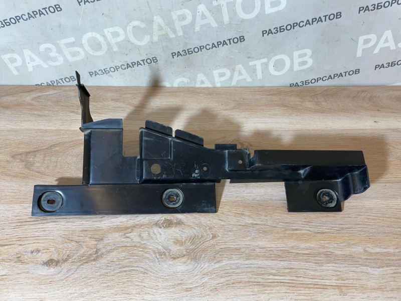 Дефлектор радиатора Ford Focus 2007 хэтчбек