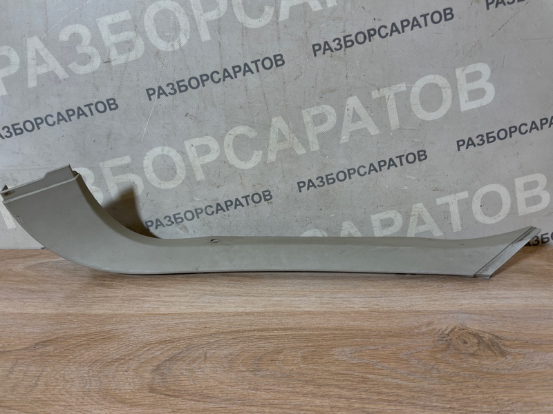 Обшивка двери багажника Ford Focus 2007 хэтчбек