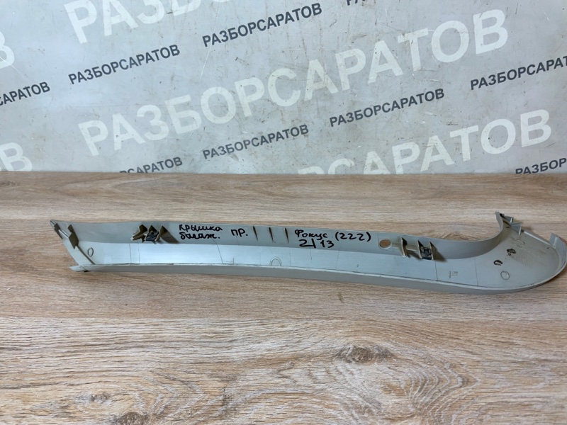 Обшивка двери багажника Ford Focus 2007 хэтчбек