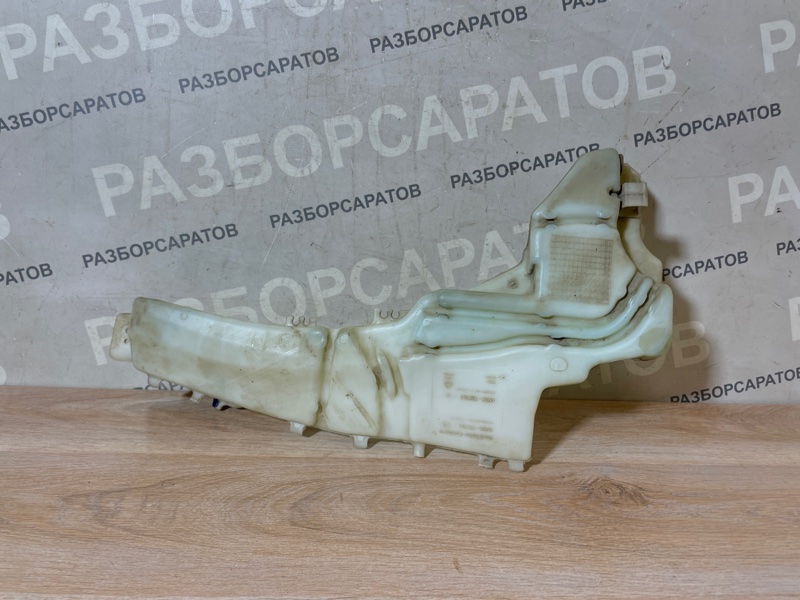 Бачок омывателя лобового стекла Ford Focus 2007 хэтчбек
