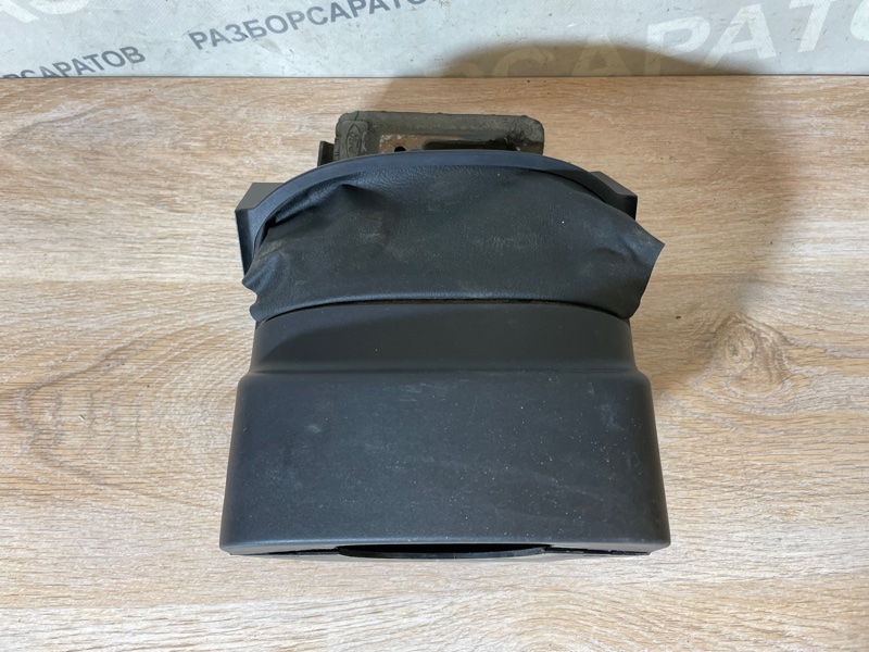 Кожух рулевой колонки Ford Focus 2007 хэтчбек