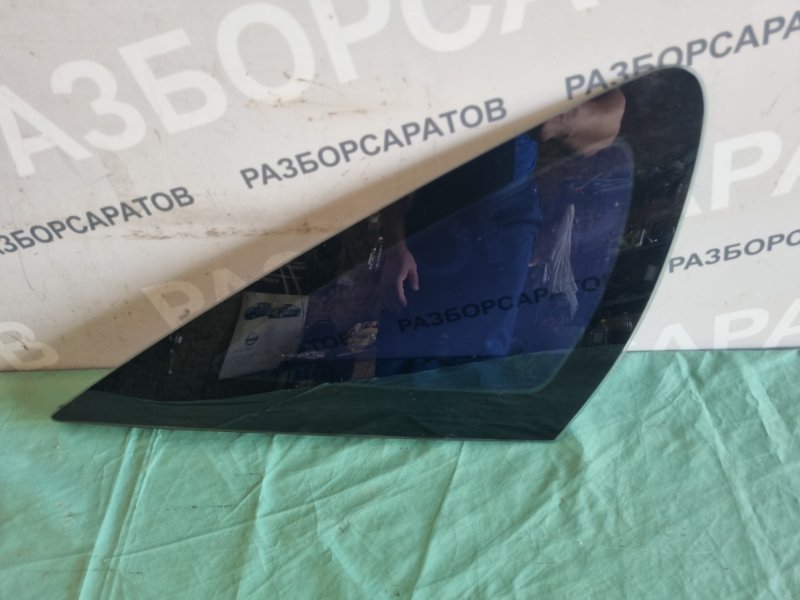 Стекло двери (форточка) Ford Focus 2007 хэтчбек