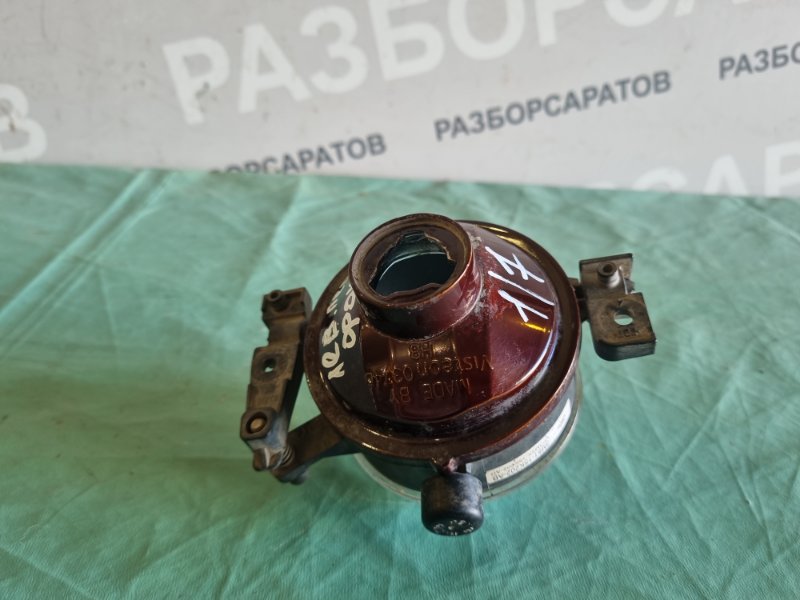 Фара противотуманная Ford Focus 2007 хэтчбек