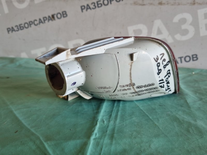 Фонарь противотуманный Ford Focus 2007 хэтчбек
