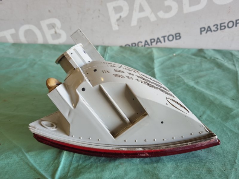 Фонарь противотуманный Ford Focus 2007 хэтчбек