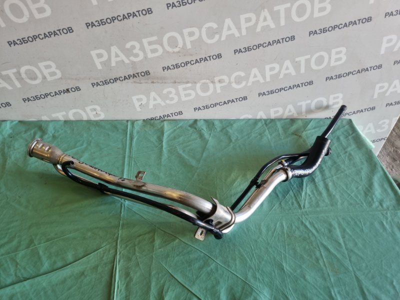 Горловина бензобака Ford Focus 2007 хэтчбек